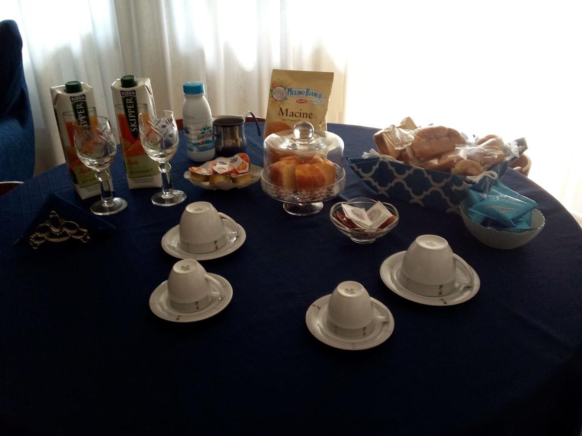A Casa Di Lidia B&B ガエータ エクステリア 写真